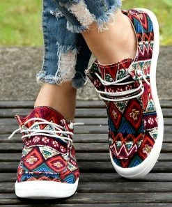 Promo 👍 ROSY Red & White Geometric Distressed 👟 Sneaker - 👩 Women 🌟 -ROSY SHOP zu105793183 alt 2 tm1652445505