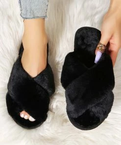 Discount 🎁 ROSY Black Faux-Fur Crossing Strap Slipper - 👩 Women 👍